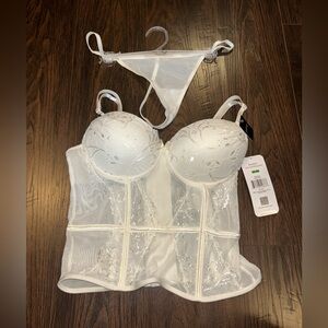 Rene Rofe NWT Bustier and G-string set. Large